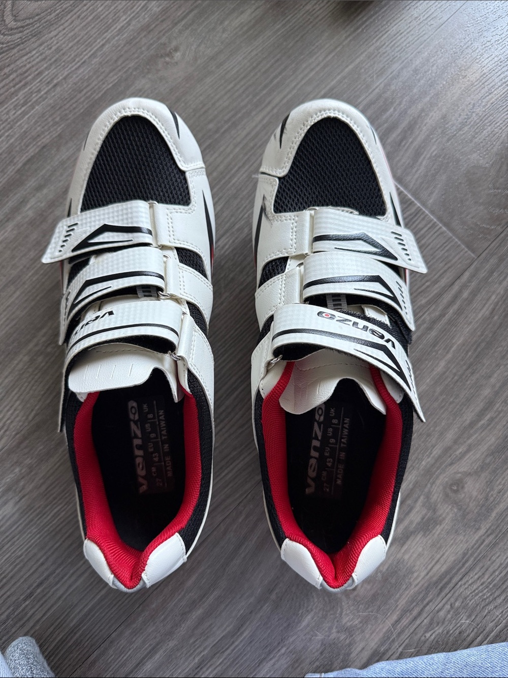 Men's Peloton shoes size 9